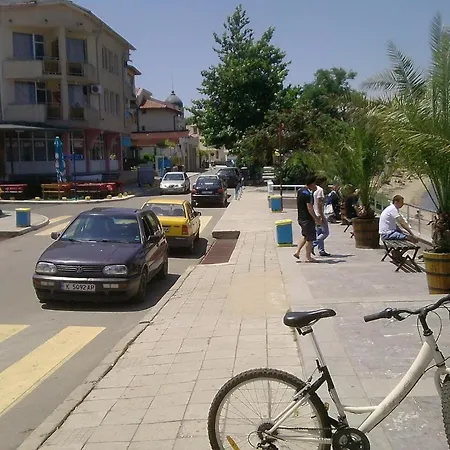 Savovi 2* צ'רנומורץ